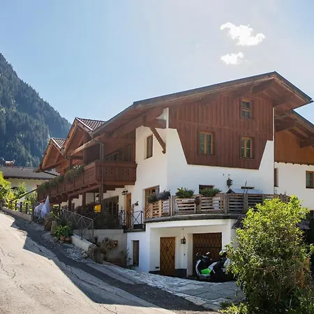 Studio Stubaier Herzblut * Neustift im Stubaital